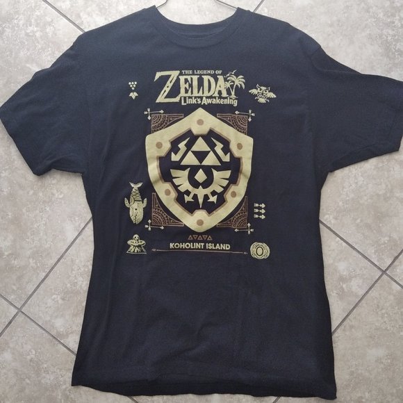 Unisex Brand New The Legend of Zelda Link's Awakening Black T-Shirt - Picture 1 of 4